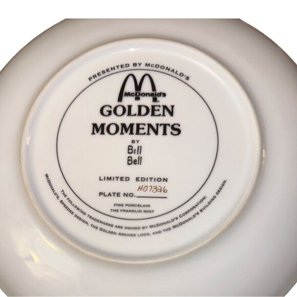 Vintage McDonalds “Golden Moments” Collector’s Plate - Picture 4 of 4